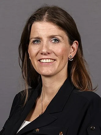 Michelle Donelan height profile photo