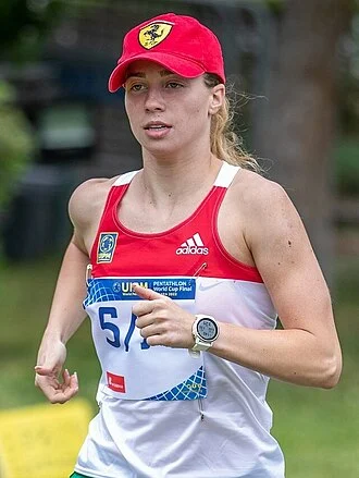 Michelle Gulyás height profile photo