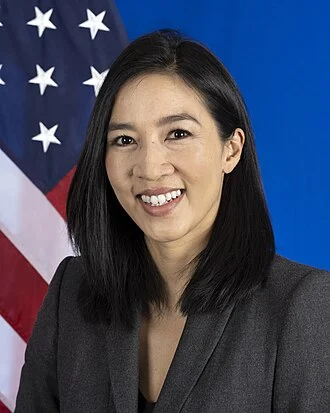 Michelle Kwan height profile photo