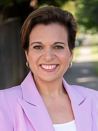 Michelle Rowland height profile photo