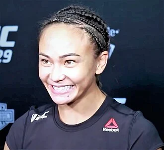 Michelle Waterson-Gomez height profile photo