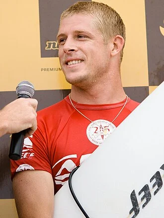 Mick Fanning height profile photo