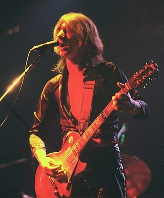 Mick Ralphs height profile photo