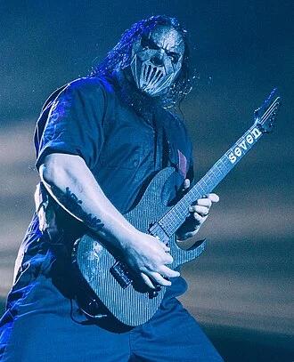 Mick Thomson height profile photo