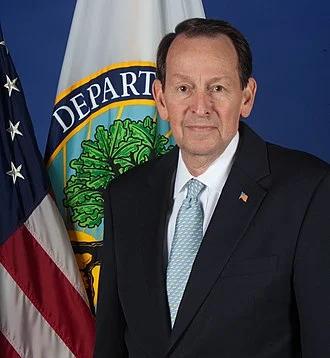 Mick Zais height profile photo