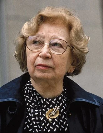 Miep Gies height profile photo