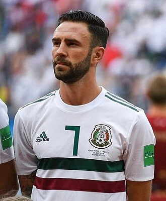 Miguel Layún height profile photo