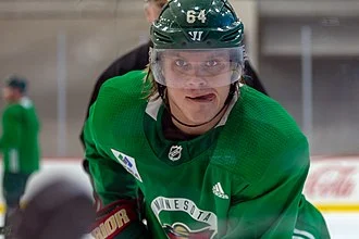 Mikael Granlund height profile photo