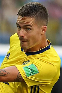 Mikael Lustig height profile photo