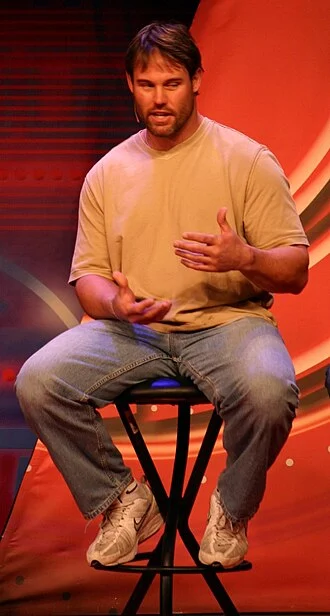 Mike Alstott height profile photo