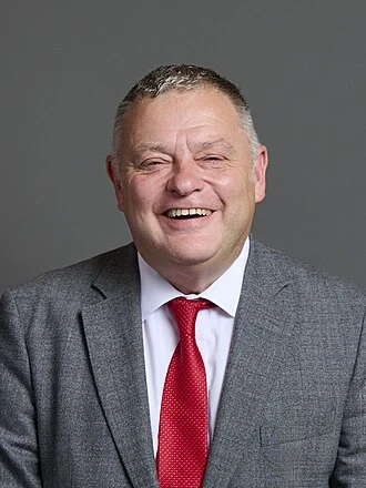 Mike Amesbury height profile photo