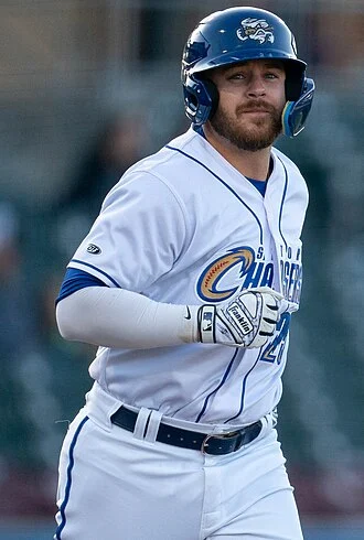 Mike Brosseau height profile photo