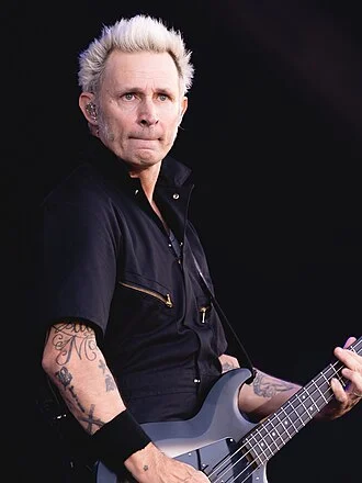 Mike Dirnt height profile photo