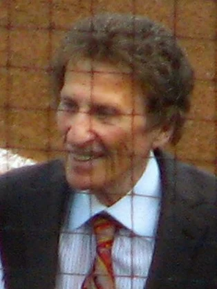 Mike Ilitch height profile photo