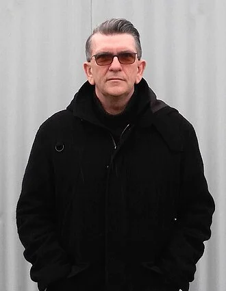 Mike Joyce (musician) height profile photo