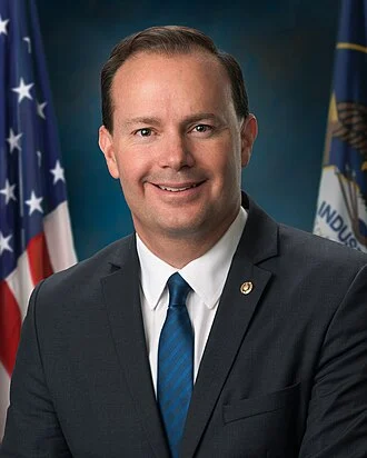 Mike Lee height profile photo