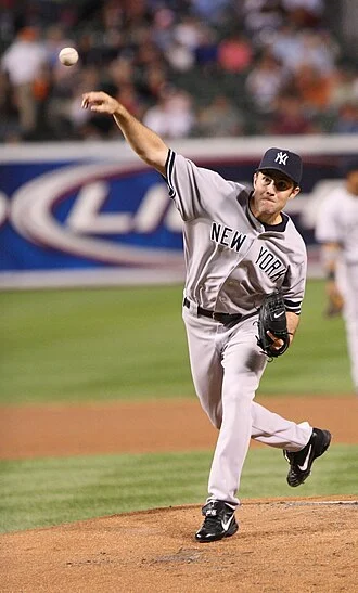 Mike Mussina height profile photo