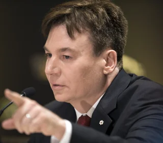 Mike Myers height profile photo