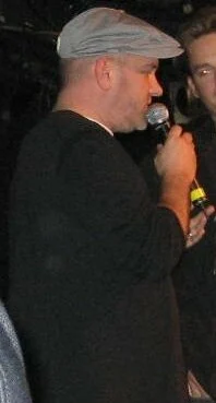 Mike O'Malley height profile photo