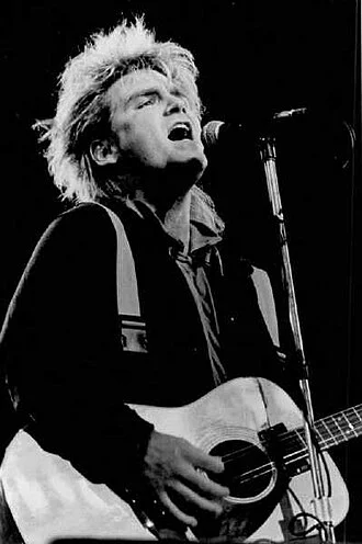 Mike Peters (musician) height profile photo