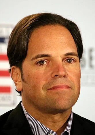 Mike Piazza height profile photo