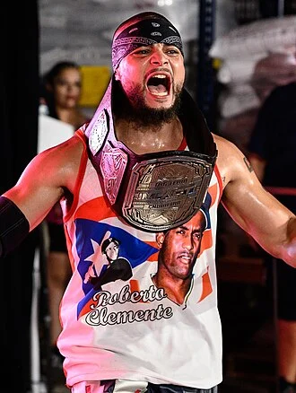 Mike Santana height profile photo