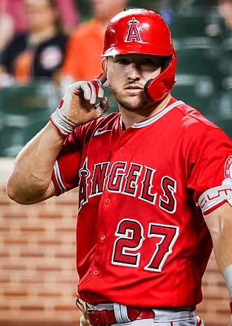 Mike Trout height profile photo
