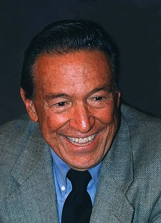 Mike Wallace height profile photo