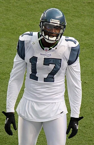Mike Williams (wide receiver, born 1984) height profile photo