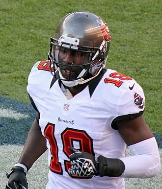 Mike Williams (wide receiver, born 1987) height profile photo