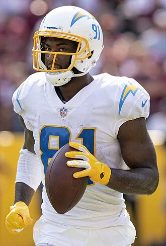 Mike Williams (wide receiver, born 1994) height profile photo
