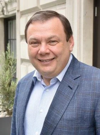 Mikhail Fridman height profile photo