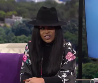 Miki Howard height profile photo