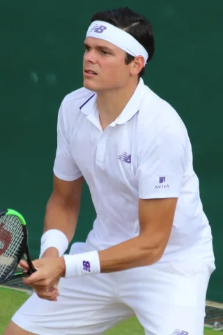 Milos Raonic height profile photo