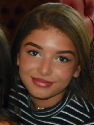Mimi Keene height profile photo