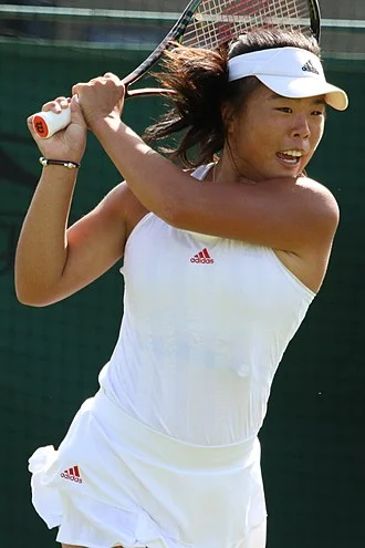Mimi Xu height profile photo