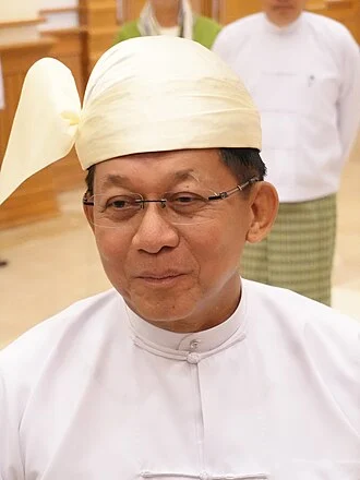 Min Aung Hlaing height profile photo