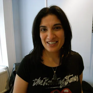 Mina Anwar height profile photo