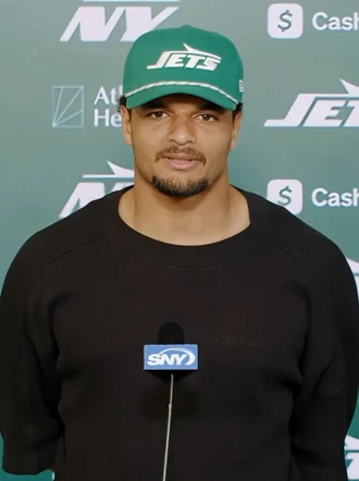 Minkah Fitzpatrick height profile photo