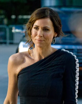Minnie Driver height profile photo