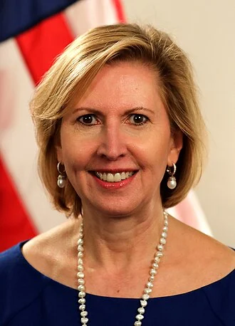 Mira Ricardel height profile photo