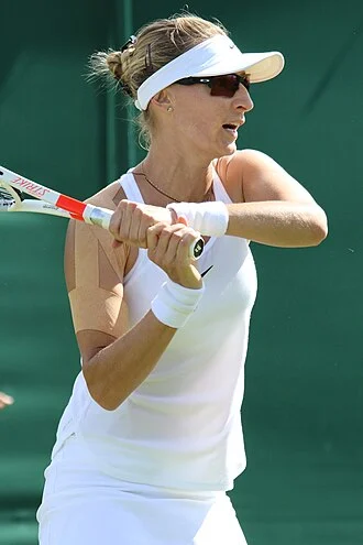 Mirjana Lučić-Baroni height profile photo