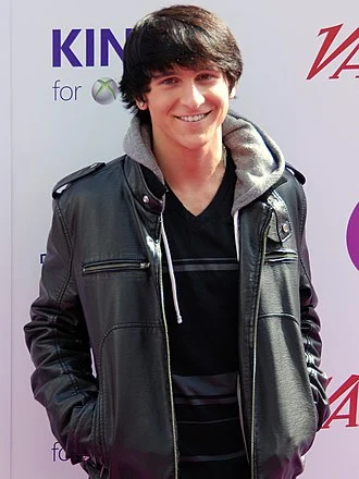 Mitchel Musso height profile photo