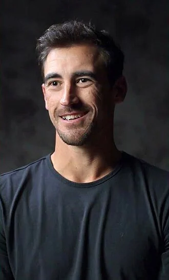 Mitchell Starc height profile photo