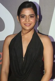 Mithila Palkar height profile photo