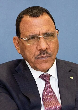 Mohamed Bazoum height profile photo