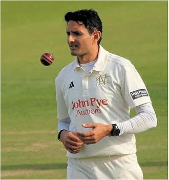 Mohammad Abbas (cricketer) height profile photo