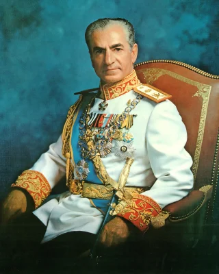 Mohammad Reza Pahlavi height profile photo