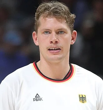 Moritz Wagner (basketball) height profile photo