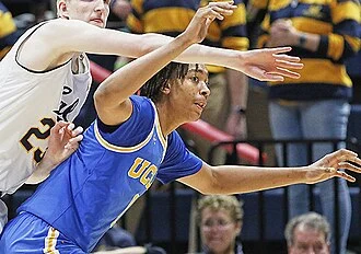Moses Brown (basketball) height profile photo